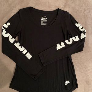 Women’s Long-sleeve Nike